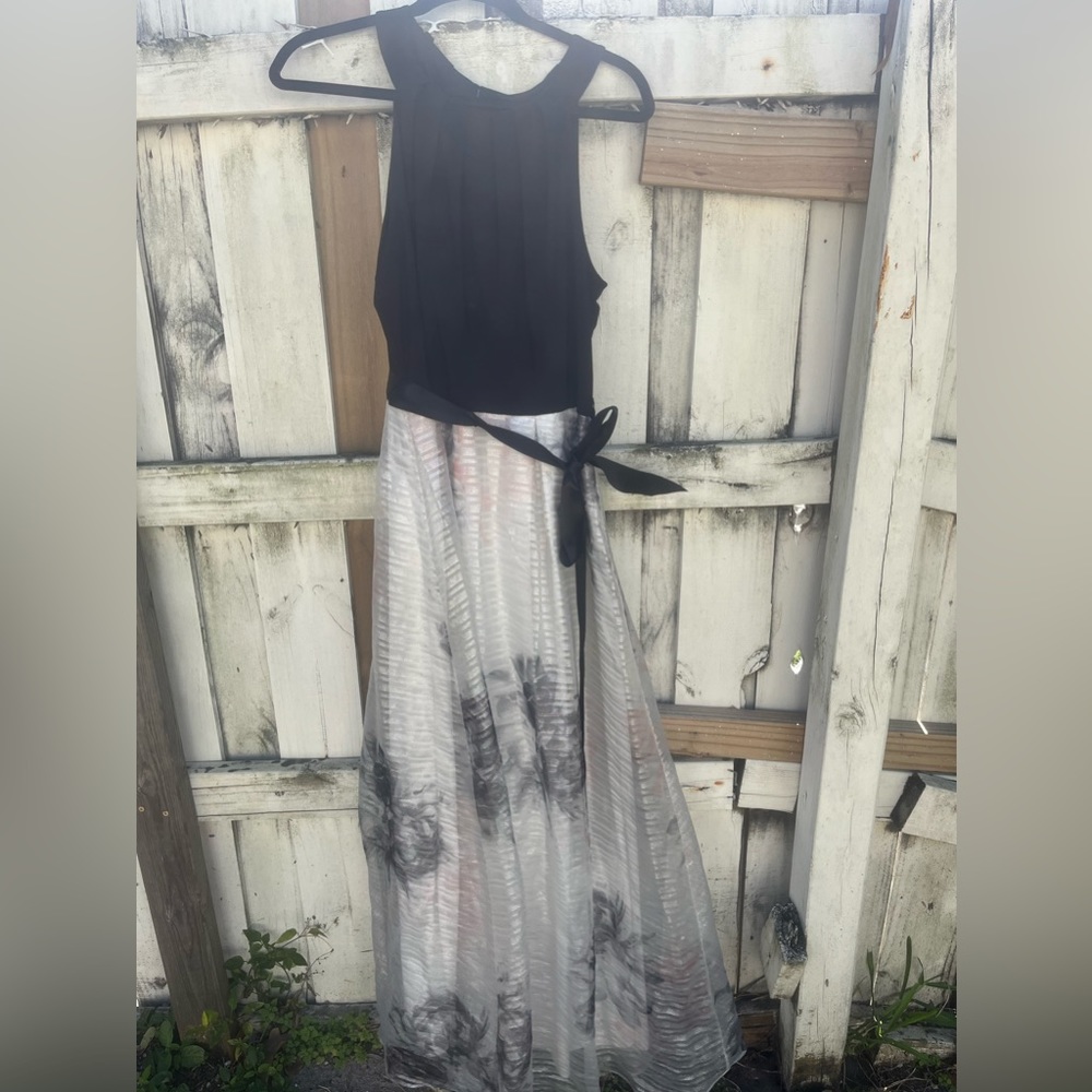 Prom gown